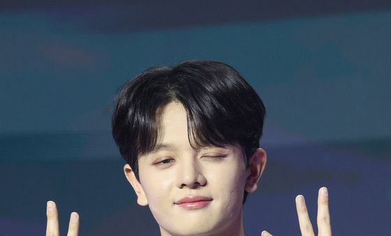 원오어에이트 네오 '여심 녹이는 윙크'