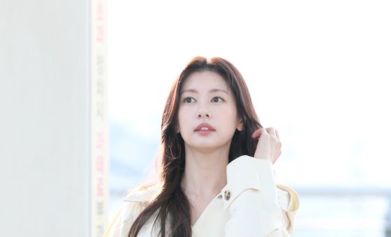정소민, 봄 햇살에 반짝반짝