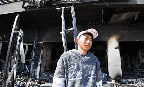 영덕 산불 마을 주민 구조한 숨은 영웅 수기안토 씨