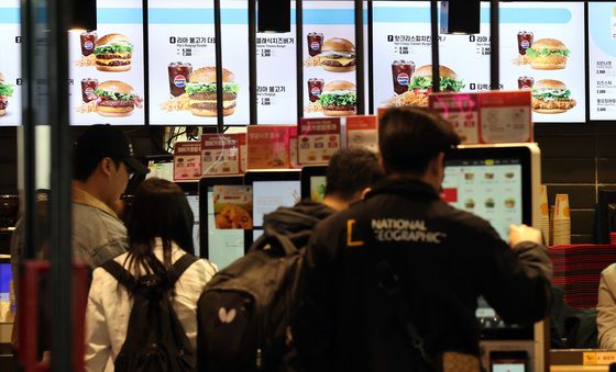버거플레이션 본격화…패스트푸드 가격 줄줄이 인상