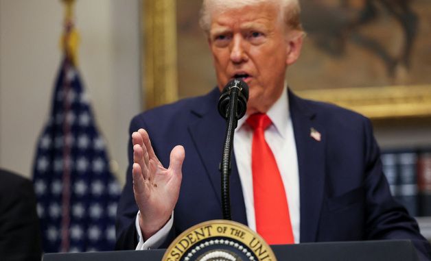 [포토] 트럼프 “TSMC 2020년 애리조나에 120억달러 투자”