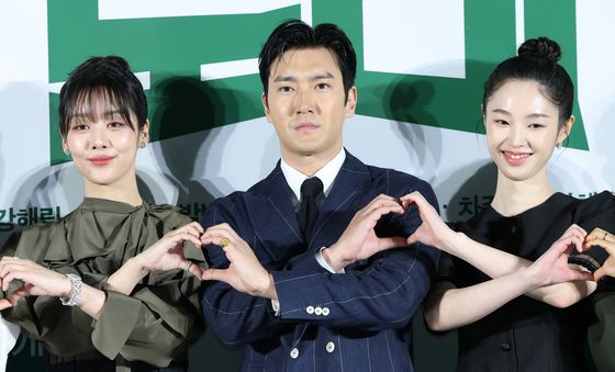 최시원, 차주영·강해림 사이에서 '얼음'