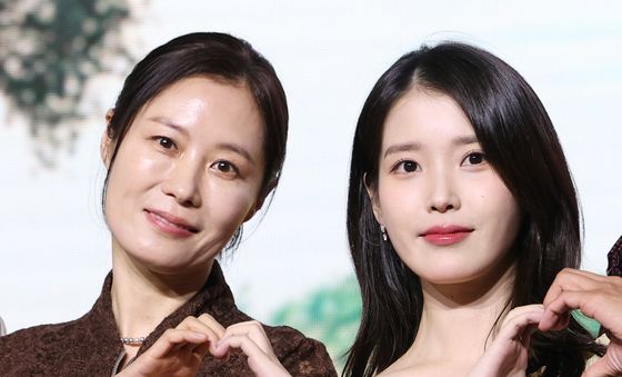 '폭싹 속았수다' 문소리·아이유, TWO 애순