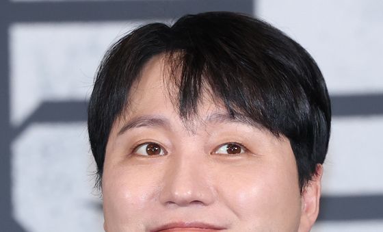 '다이어트 성공' 김대명, 살아난 브이라인 턱선