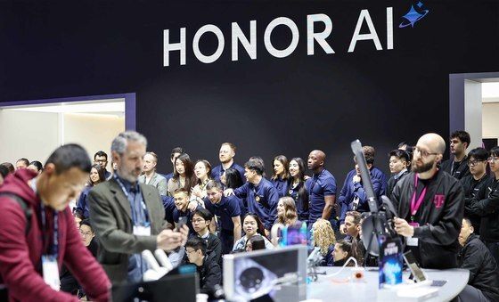 [MWC25] 中 강세로 장식한 MWC25