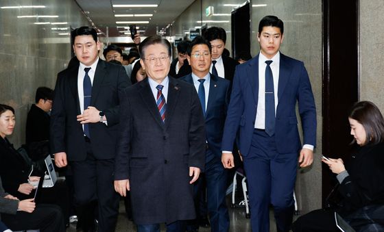 긴급 최고위 향하는 이재명 대표