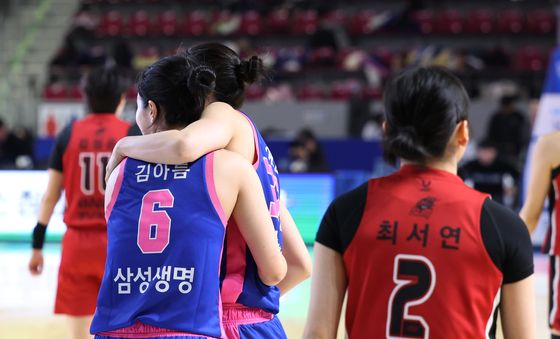 '아직 끝나지 않았다'