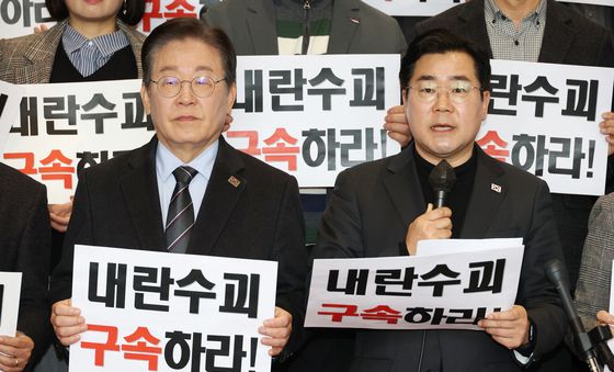 민주 "'尹석방 지휘' 심우정 사퇴 안 하면 탄핵…즉시 고발"