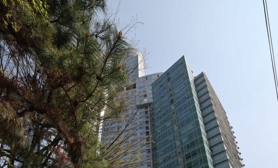 '尹 전 대통령 사저 경계강화