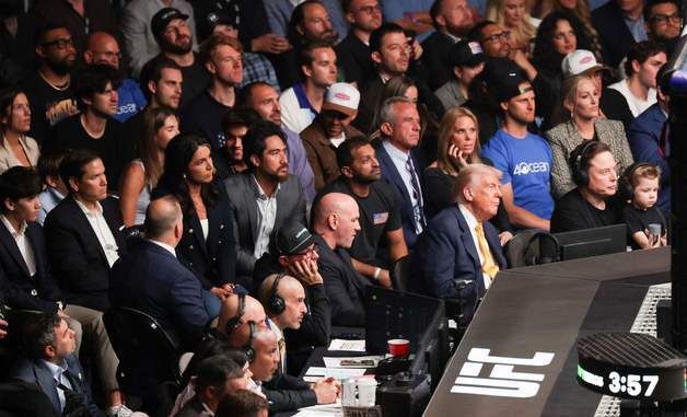 [포토] UFC 경기 관전하는 트럼프와 머스크, 루비오, 케네디, DNI-FBI 국장