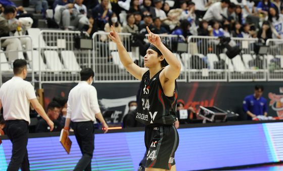 승부는 다시 원점