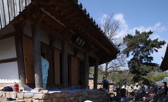 퇴계 이황과 우복 정경세 기리는 '고산서당 향사'