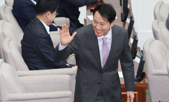 오세훈 시장 '대선 불출마 선언 후 시정 업무 복귀'