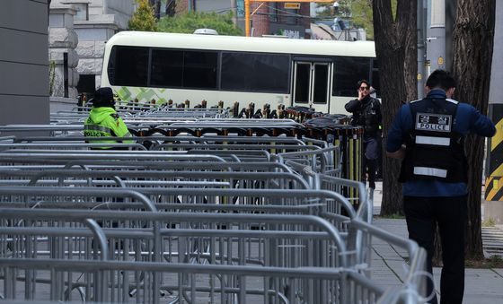 '韓 재판관 지명' 가처분 결론 임박