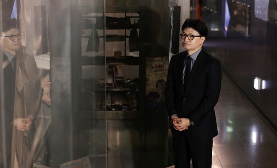 대구지하철참사 기억공간 살펴보는 한동훈