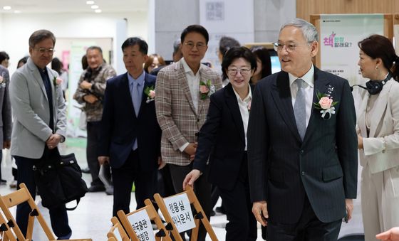 유인촌 장관, 세계 책의 날 기념행사 참석