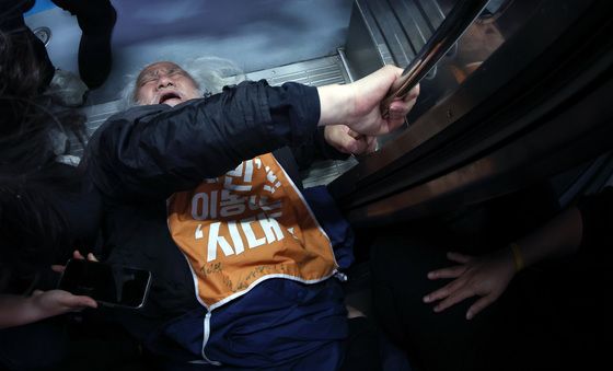 '우리도 지하철타고 출근하고 싶다'