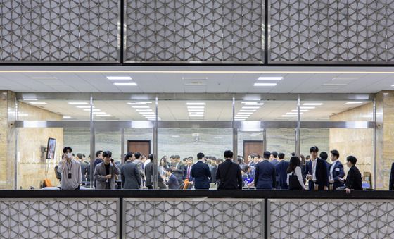 국회, 12.2조 추경 본격 심사