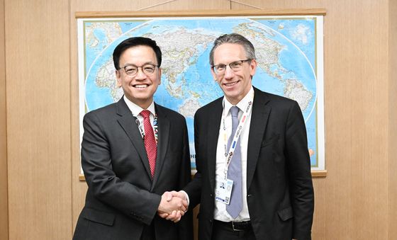 독일 재무장관과 면담하는 최상목 부총리