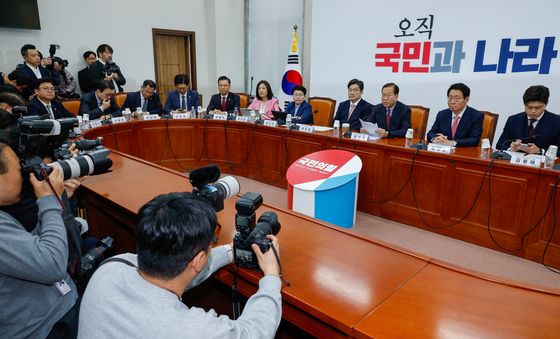 권영세, 재보선 참패에 "무겁게 받아들인다"