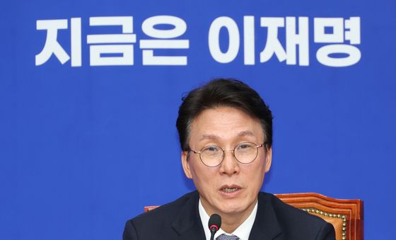김민석 "한덕수, 사퇴 전 선거 지시했다면 형사처벌 대상…총리실 압색해야"