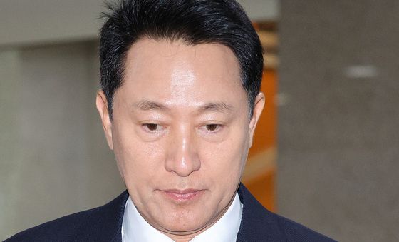 서울시의회 임시회 본회의 참석하는 오세훈