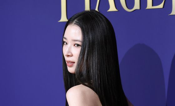 아이린, 예비신부의 파격 뒤태