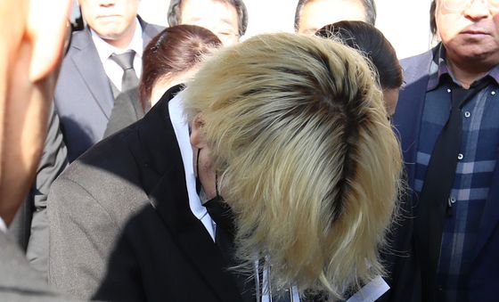 슬픔에 잠긴 노엘