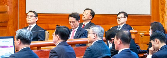 [탄핵인용] 탄핵심판 선고에 참석한 尹 대통령 변호인단