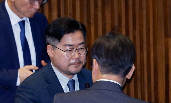 박찬대 격려하는 이재명