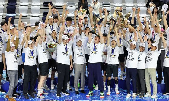 현대캐피탈, 통합 우승 쾌거