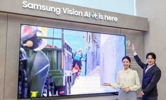 이것이 바로 AI 탑재 '115형 네오 QLED TV'