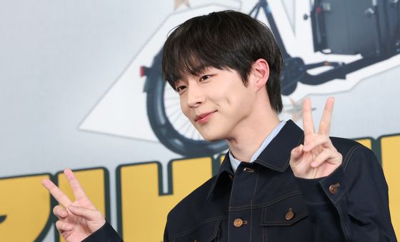 배인혁, 개구쟁이 브이