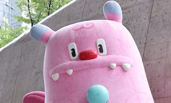 DDP에 등장한 대형 해치 풍선