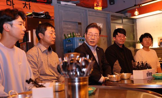 이재명 '노동절 노동자들과 소통'
