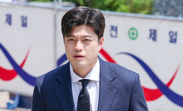 산재 희생자 위령탑 찾은 김용태 공동선대위원장