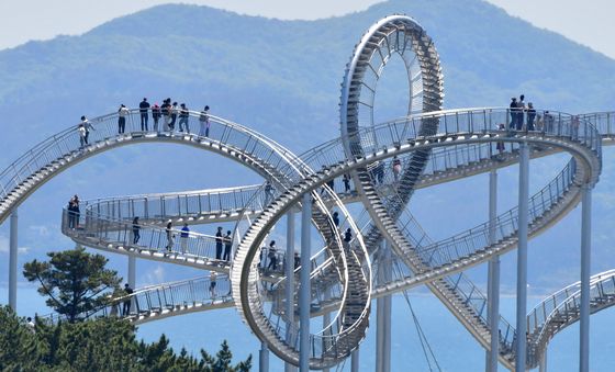 5월 징검다리 연휴 즐기는 관광객들