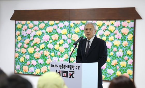 축사하는 유인촌 장관