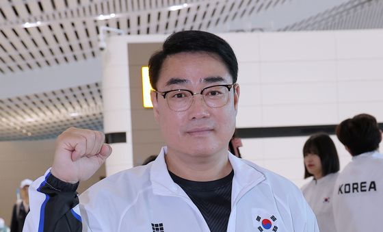 세계여자선수권 대비 전지훈련 이끌 이계청 감독