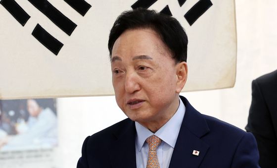 축사하는 김철수 대한적십자사 회장