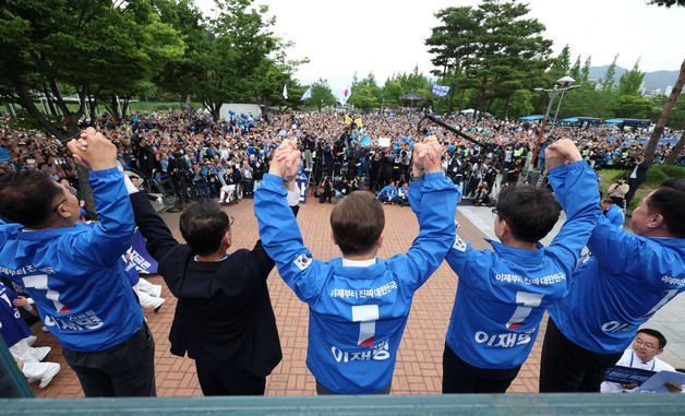 경남 양산 유세 나선 이재명 후보