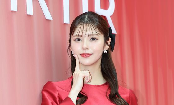 스즈키 유카, 일본에서 온 인형