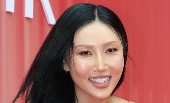 마마무 화사, 사랑스러운 미소