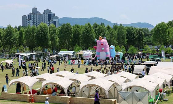 첫 주말 맞이한 서울국제정원박람회