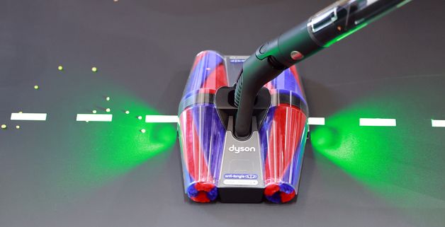 슬림한 무선 청소기 '다이슨 펜슬백'