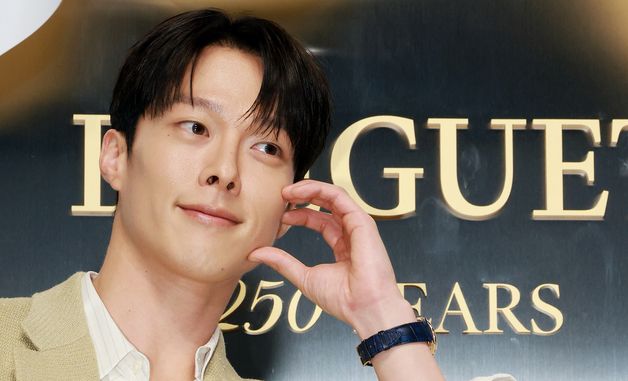 장기용, 귀여운 볼하트