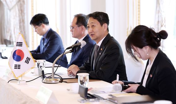 인사말하는 안덕근 산업부 장관