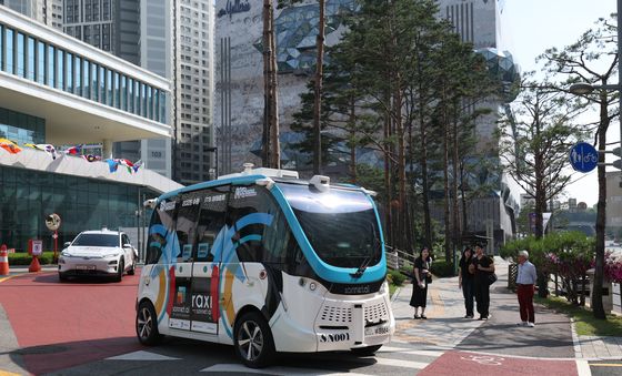 시운전 나서는 자율주행차량