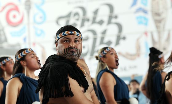 마오리 대표 공연예술 '카파 하카'