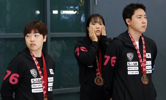 귀국한 신유빈·임종훈·유한나